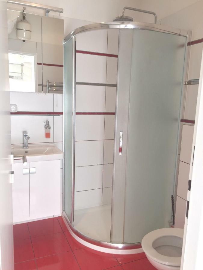 Krasny Apartman U Lesa, Trolejbus Do Centra A Bvv, Parkovani Zdarma ブルノ エクステリア 写真