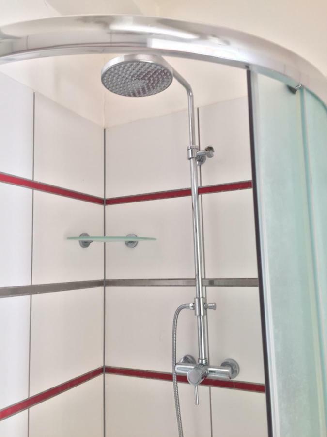 Krasny Apartman U Lesa, Trolejbus Do Centra A Bvv, Parkovani Zdarma ブルノ エクステリア 写真